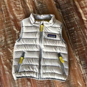 Patagonia down vest 6-12 Months